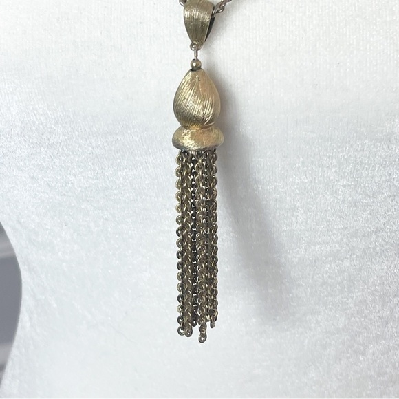 Vintage Gold Tone Tassel Necklace - Picture 6 of 13